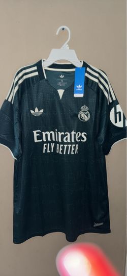Real Madrid emirates green jersey