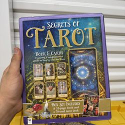 Amanda Hall The Secrets of Tarot