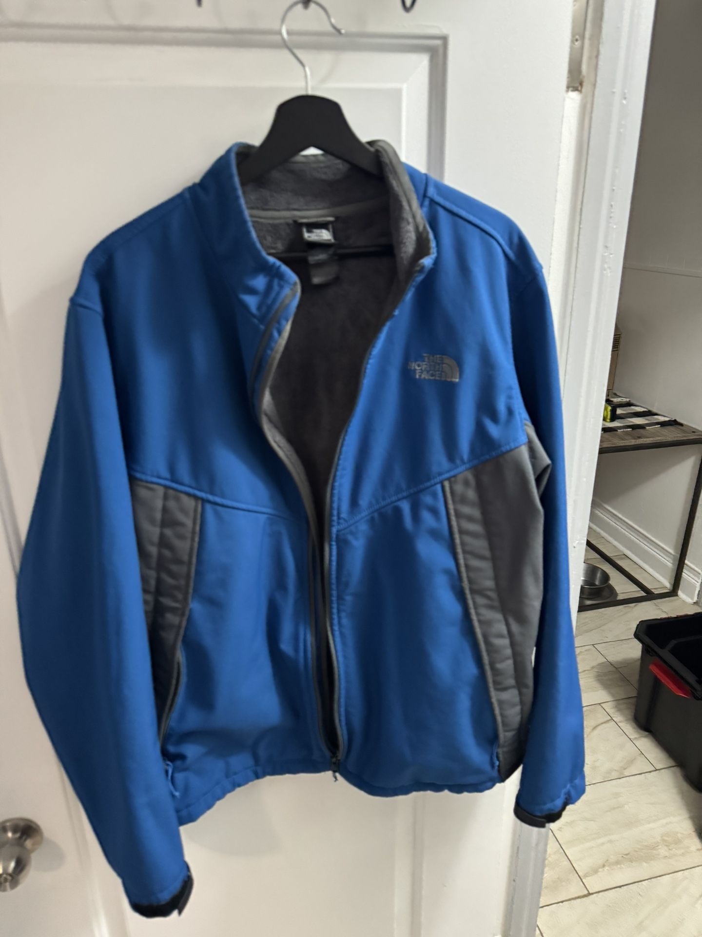 NorthFace Men’s XL Shell Jacket