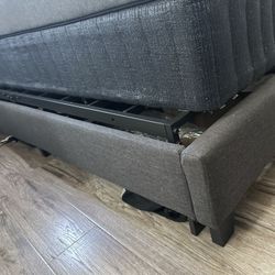 Queen Box Spring Free.