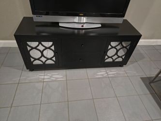 TV Stand - Moving in 30 days