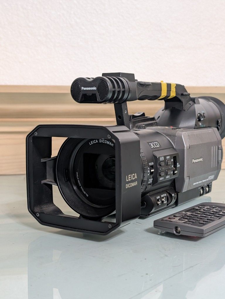 Panasonic AG-DVX100A MiniDV 3CCD Camcorder – Tested, Fully Working – New Battery & Charger + Remote