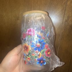  Cute glass cup with straw and lid 