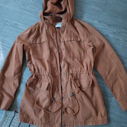 Ladies Size Extra Small Universal Thread Coat