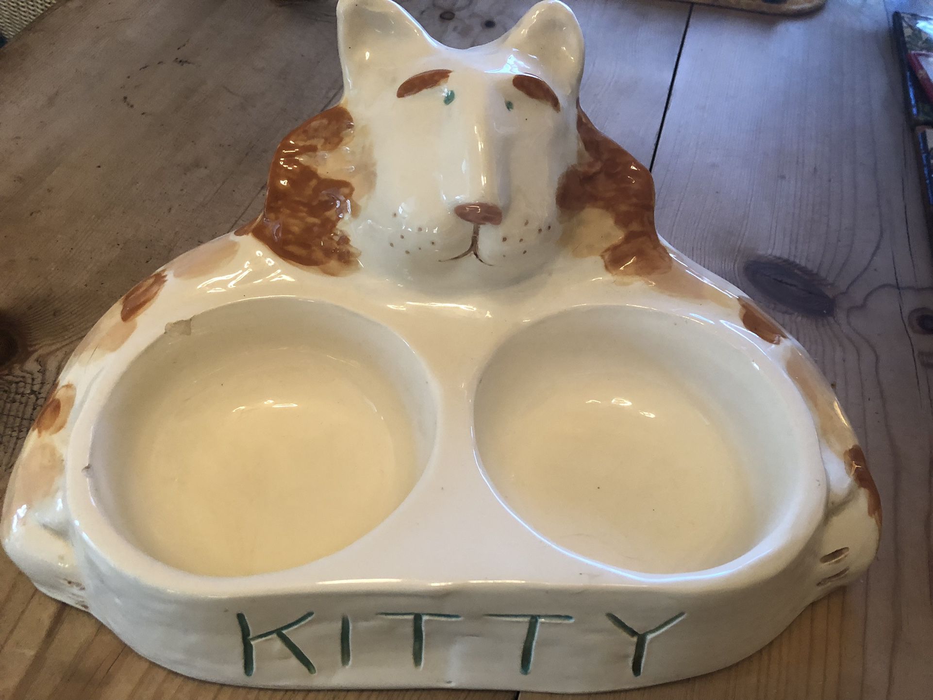 Super cute Vintage Porcelain Frizell KITTY Food Bowl