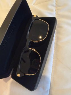 Versace OVE4447 Designer Sunglasses – Black/Gold