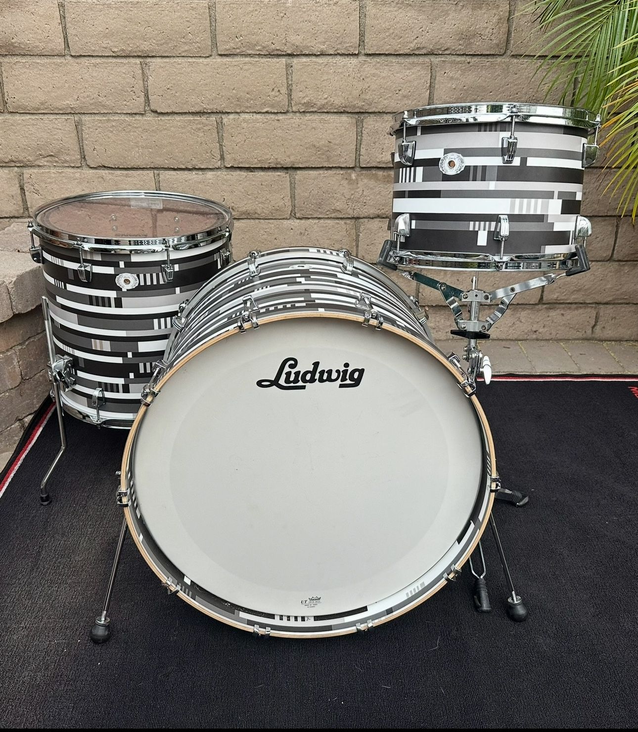 Ludwig Digital Black Oyster - Mint Condition