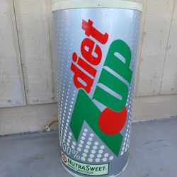 Vintage Diet 7up Display Ice Box Cooler Garage Man Cave