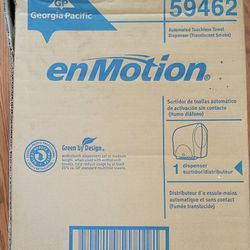 Paper Towels Dispenser 