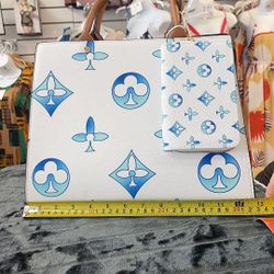 The Bag With Wallet