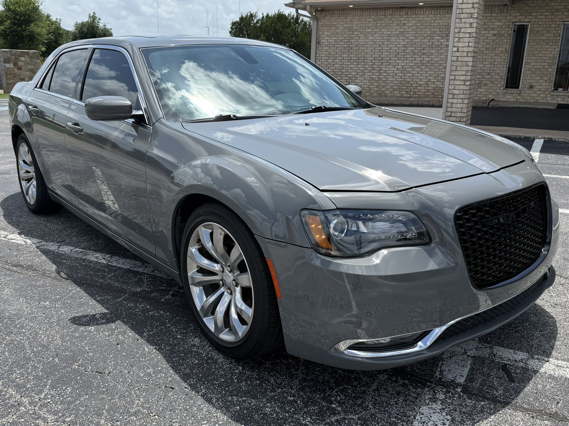 2018 Chrysler 300