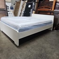 Queen Bed And Mattress