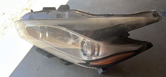 2015 2016 2017 Nissan Murano Headlight Left LH Driver Halogen with LED OEM 