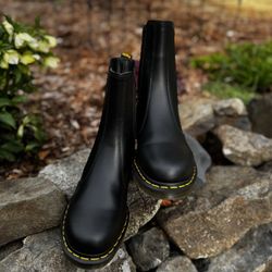 New! Dr. Martens 2976 HI Chelsea Boots – US 10 Men / US 11 Women (MSRP $190)