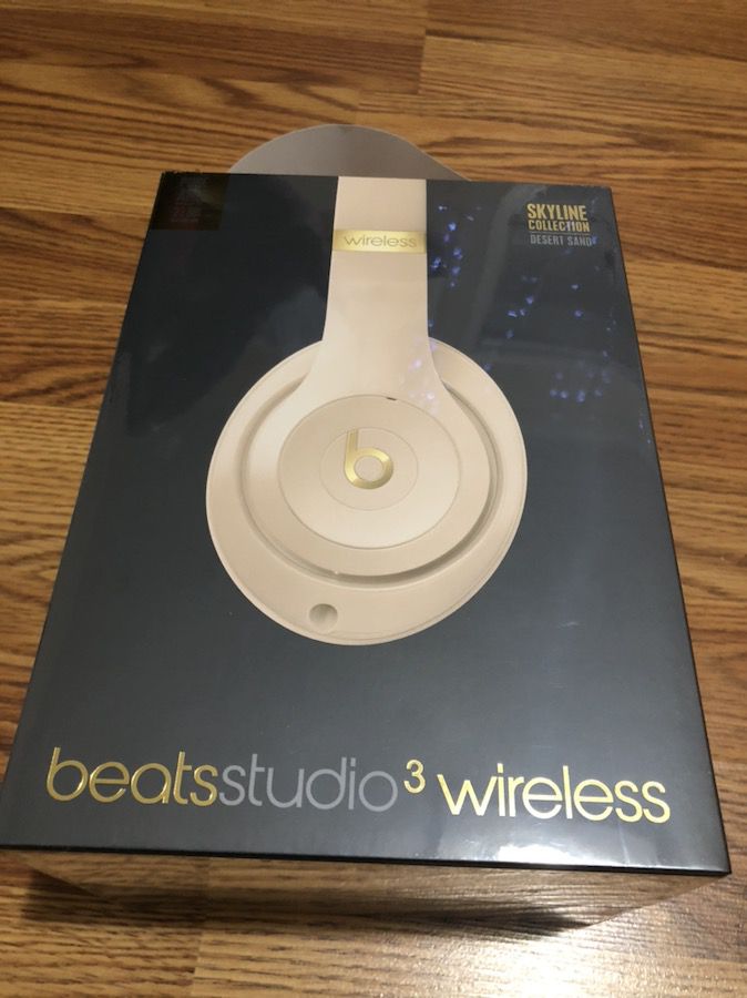 Beats studio 3 wireless (brand new)