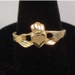 (Size 11) 14KT Gold EP Claddagh Irish Celtic Wedding Ring (Brand New)