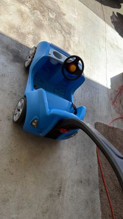 Kids step 2 car