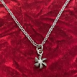 925 🌺 NEW 🌺 SILVER 🌺 Necklace 🌺 With Beautiful Flower 🌺 Pendent 