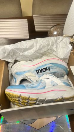 Tenis Hoka de niña