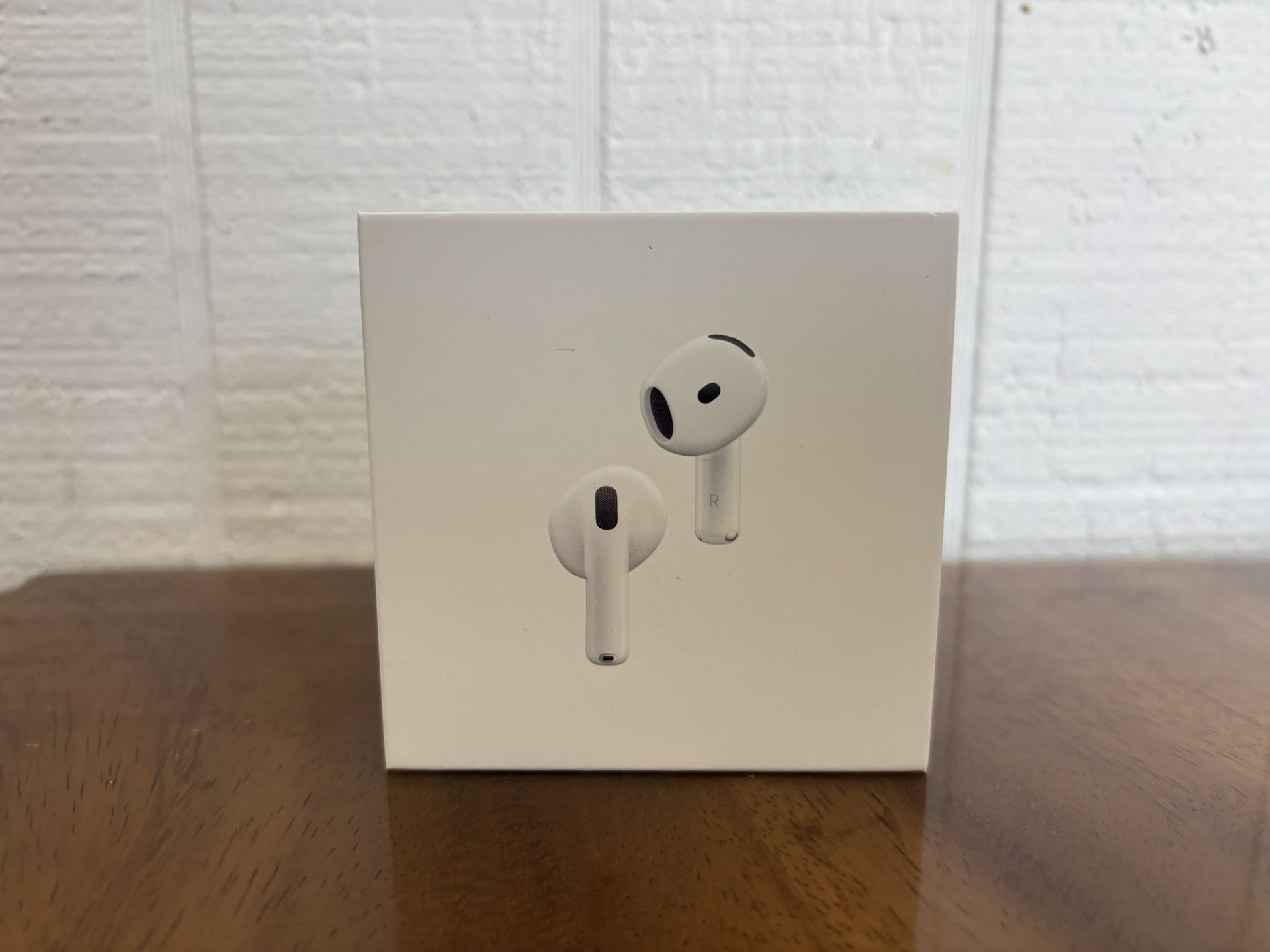 AirPods 4 with Active Noice Cancellation New in Box Sealed