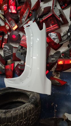 2025-2026 TOYOTA TACOMA LEFT FENDER