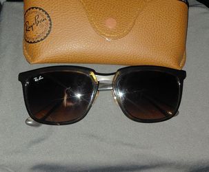 Ray-Ban sunglasses like new