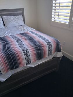 Bedroom set
