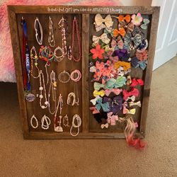 Bow / Jewelry Holder Wall Mounted 