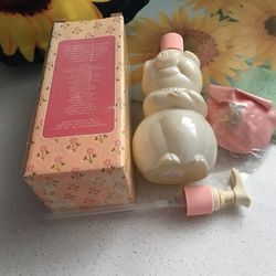 AVON STYLISH LADY LOTION BODY, 8 Oz, With Pump, Hat Original Box