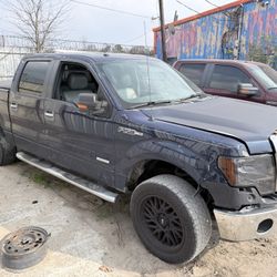 2012 FORD F150 FOR PARTS 