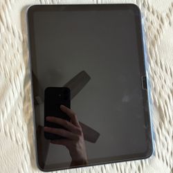 iPad 10th Gen, 64 GB, WiFi Only 
