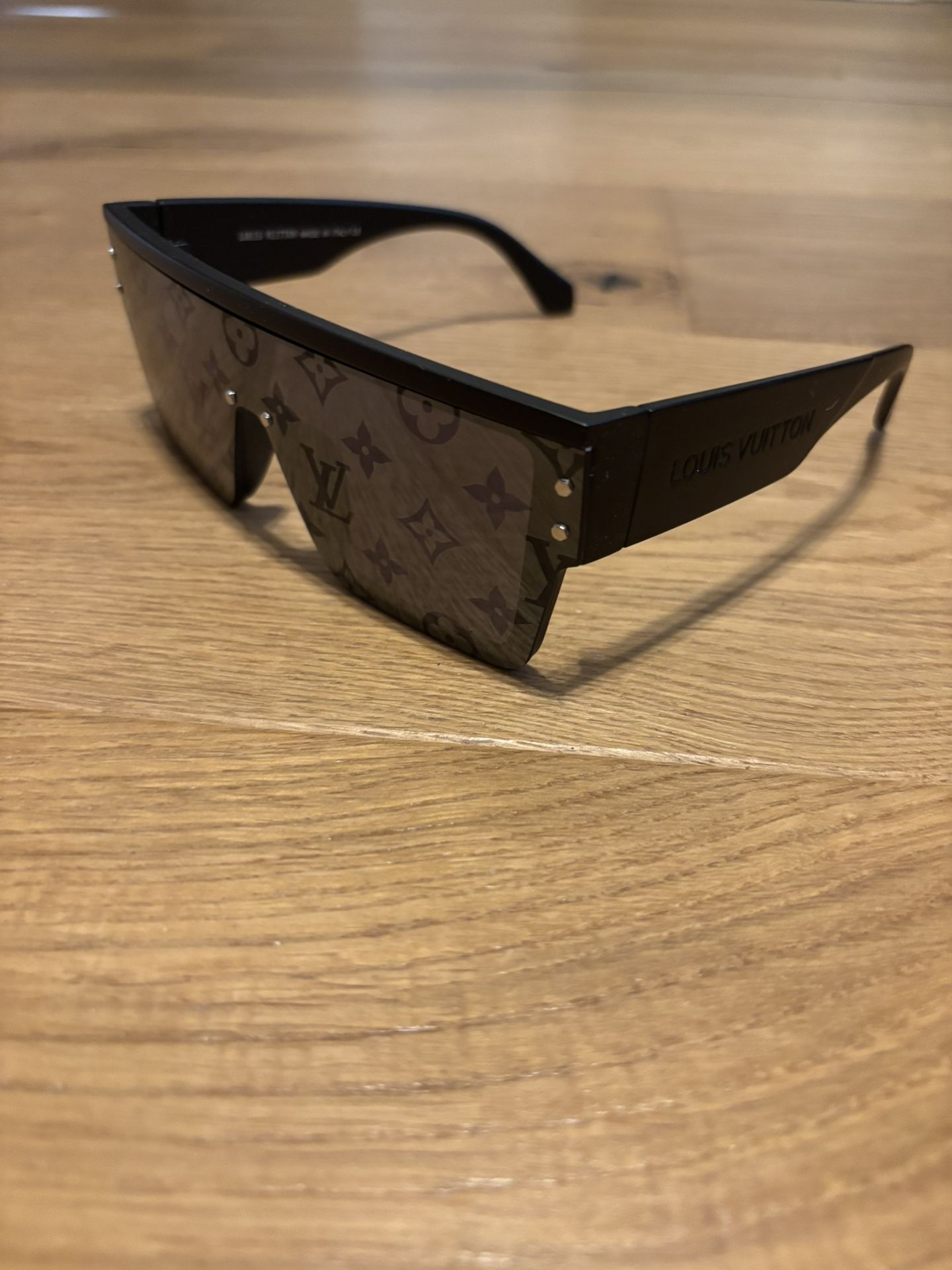 Louis Vuitton Sunglasses Black - Brand New