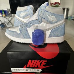 Jordan 1 Retro High Hyper Royal Smoke Grey