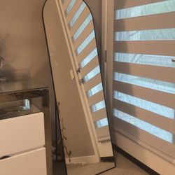 Brand New Mirror, Comes In Box With All Assemblies