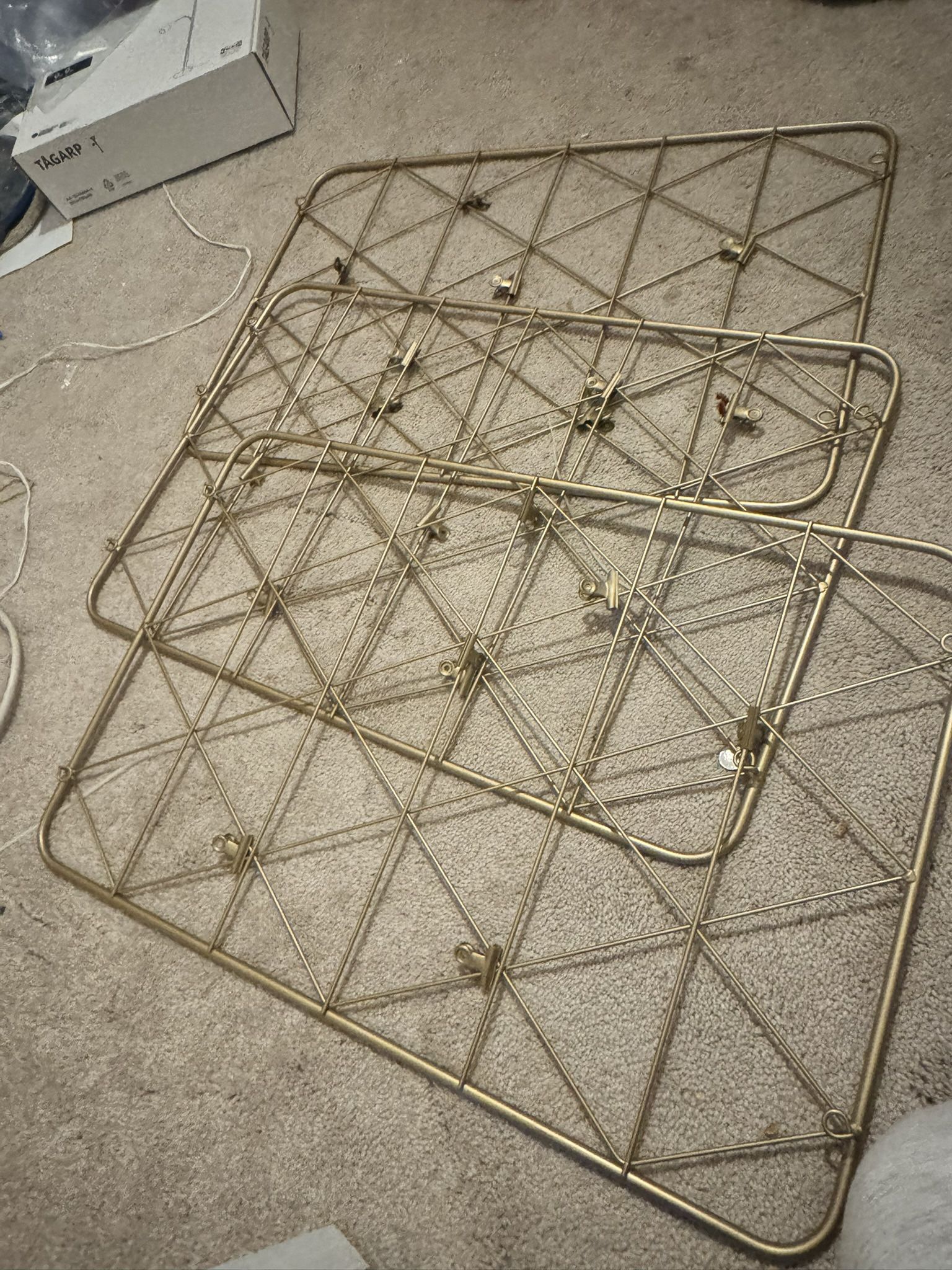 Gold Wire Photo Clip Wall Frame (3)