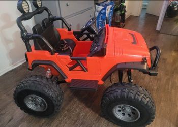 Kids off road Jeep