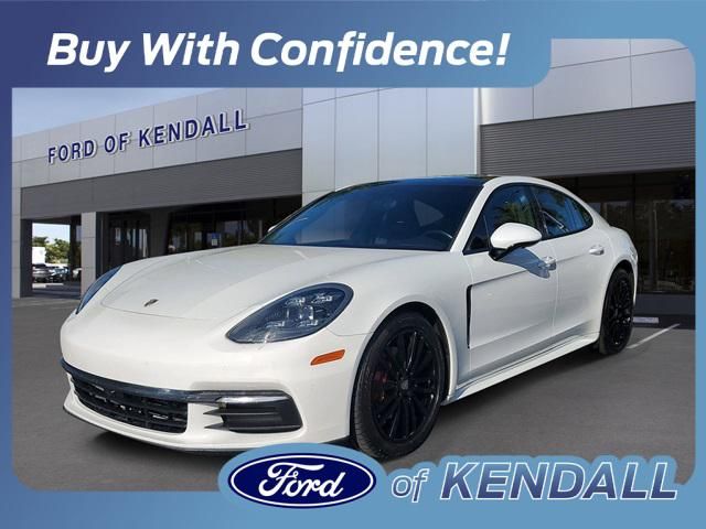 2018 Porsche Panamera