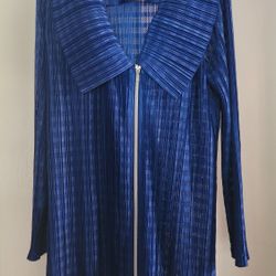 Chico's Travelers Collection Long Tunic Jacket Style Pleated Zip Travel Cruise Career Royal Blue Size 2, Ladies Size 14-16 EUC $32
