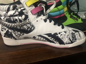 Reebok old school black and white