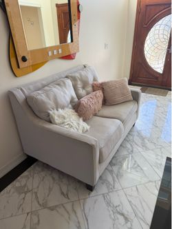 Modern Beige Loveseat – Excellent Condition