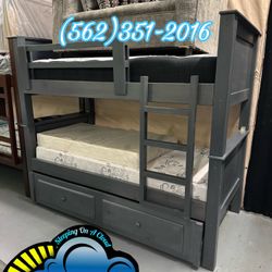 Triple Twin Gray Solid Wood Bunk Bed With 3 Mattresses
