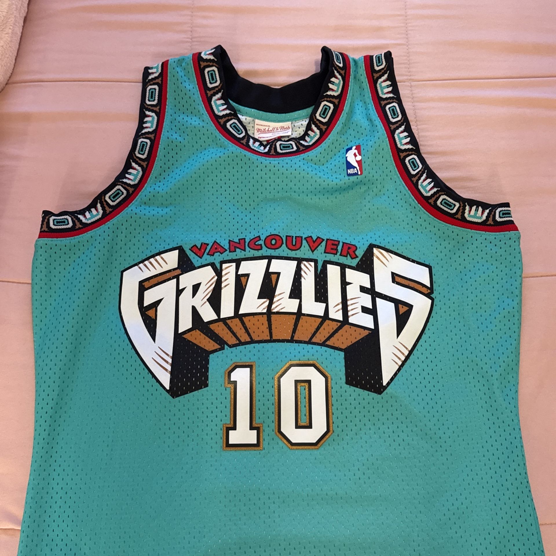 Vancouver Grizzlies Jersey”