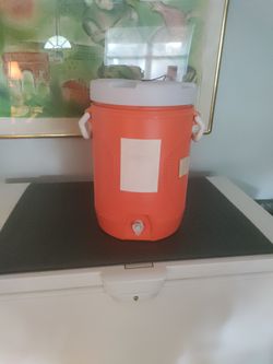 Drinking Water Cooler 5 Gallon.