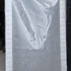 Twin XL box spring 
