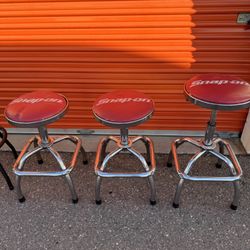 Garage Stool Snapon 