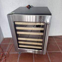 24 in. Dual Zone 46- Bottle Built-In Undercounter Wine Cooler in Black Cabinet with Stainless Door