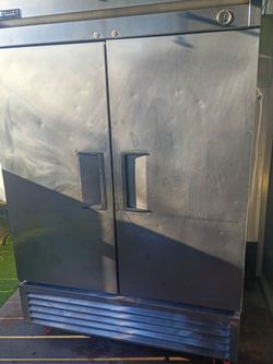 True Commercial Refrigerator