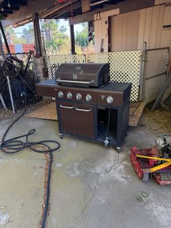 Kenmore Gas Grill with Side Burner