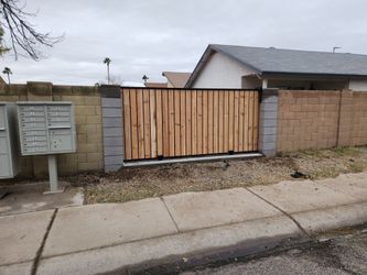 New heavy duty gates