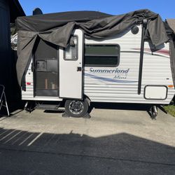 2015 Summerland Mini  14 FT